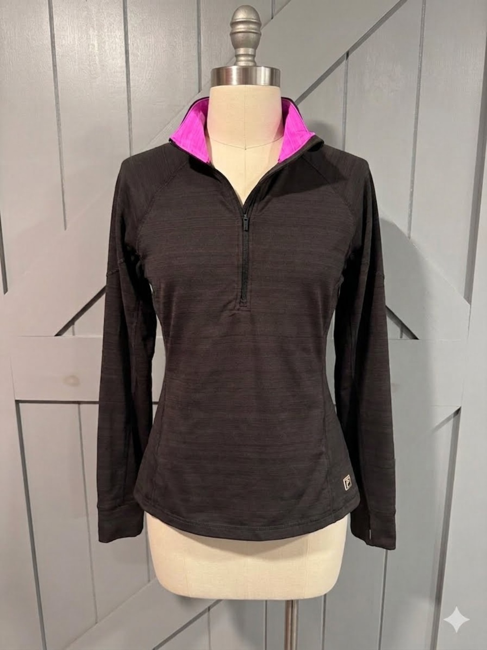 FILA Women's Black Quarter-Zip Pullover with Pink Trim size XL